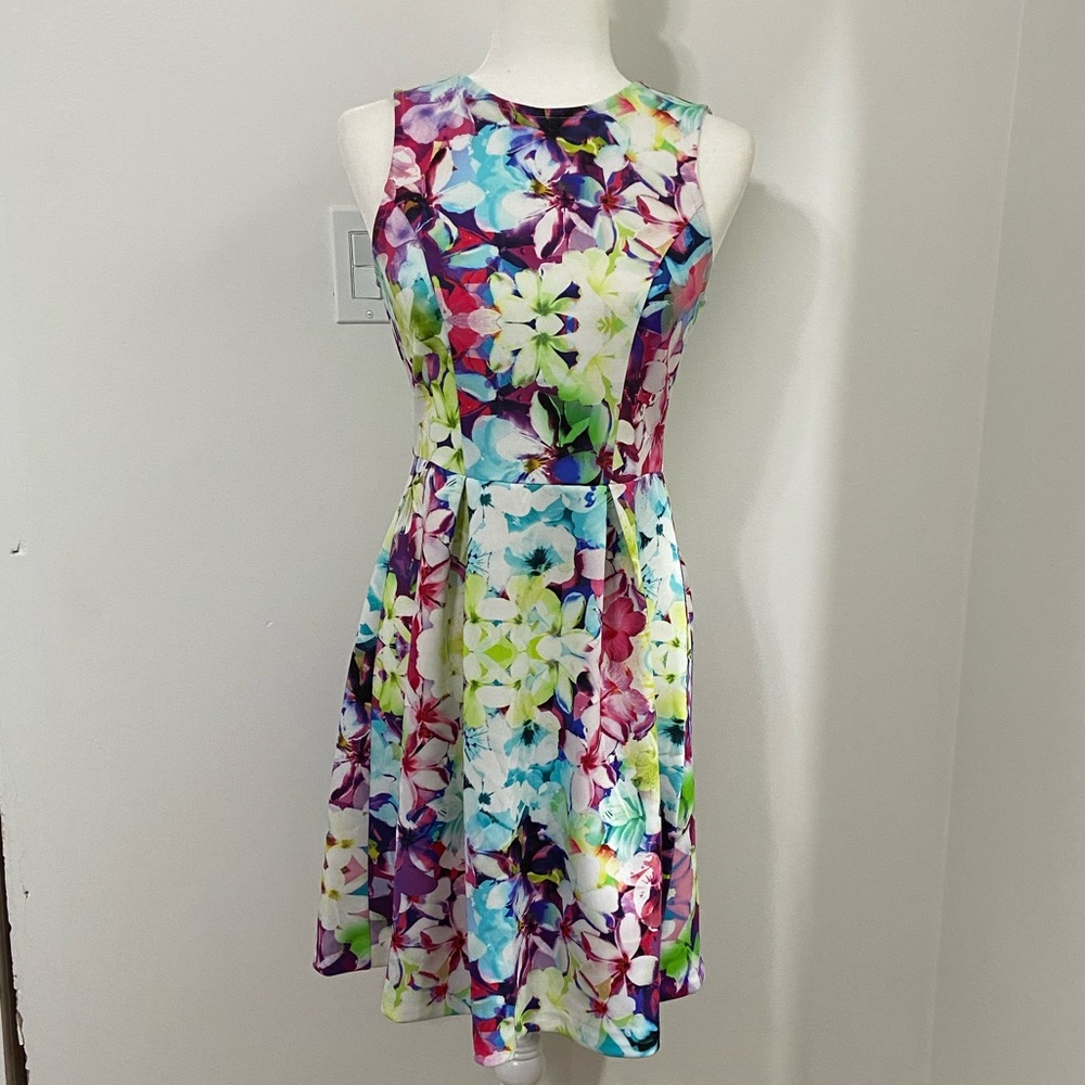 ⭐️ Multicolor Floral Sleeveless Dress 👗